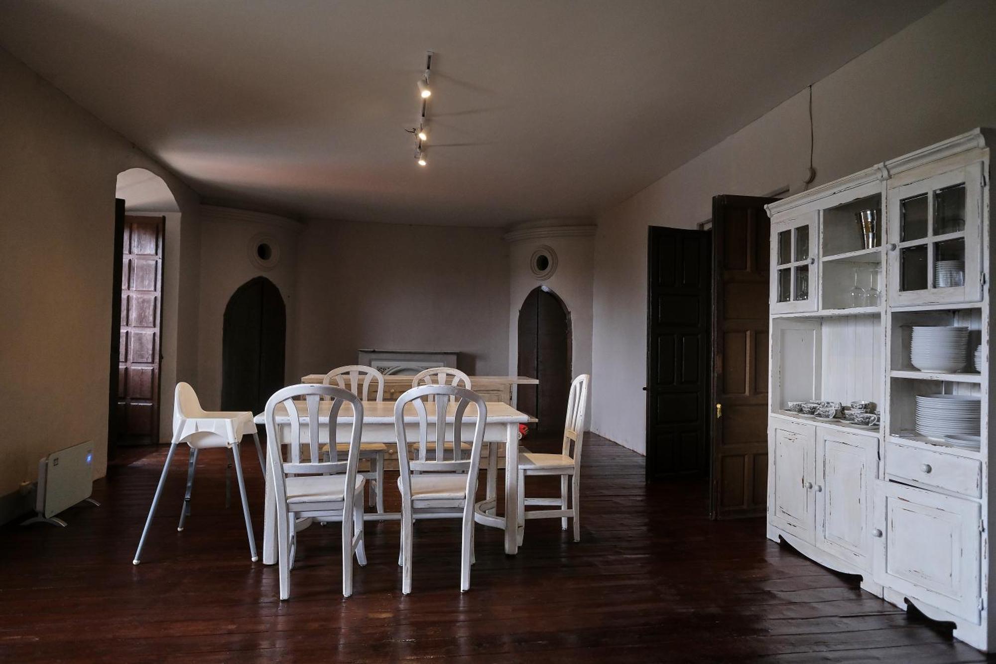 Casa Rural Palacio Conde De Aldana Con Piscina Entre Encinares Y Dehesas Terradillos Eksteriør bilde