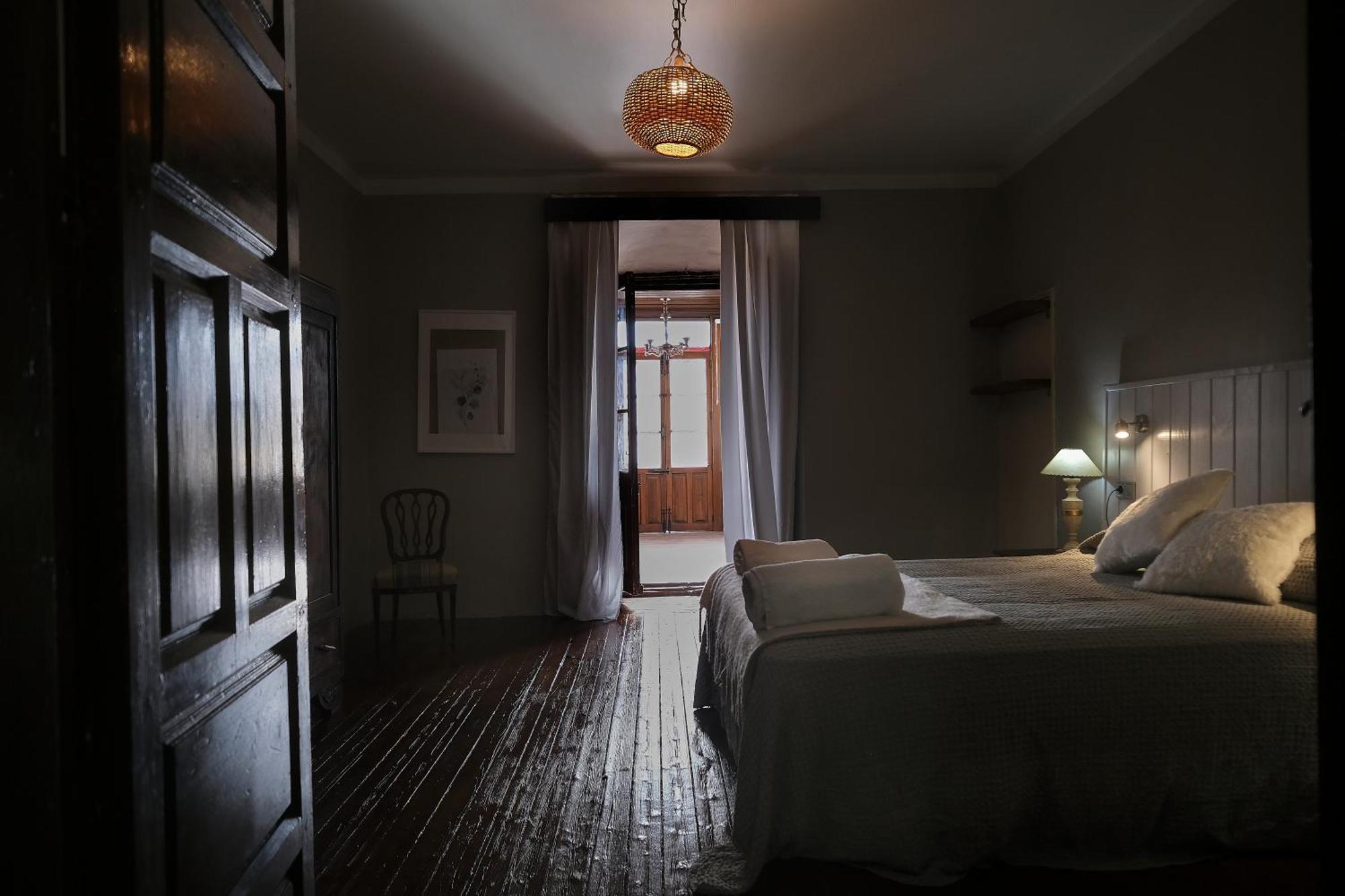 Casa Rural Palacio Conde De Aldana Con Piscina Entre Encinares Y Dehesas Terradillos Eksteriør bilde