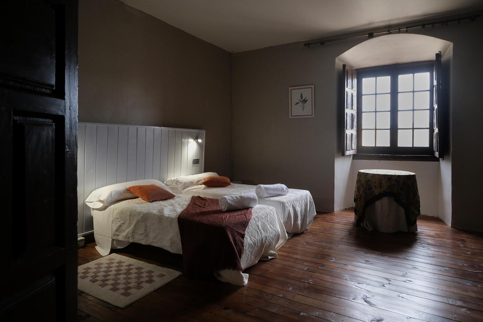 Casa Rural Palacio Conde De Aldana Con Piscina Entre Encinares Y Dehesas Terradillos Eksteriør bilde