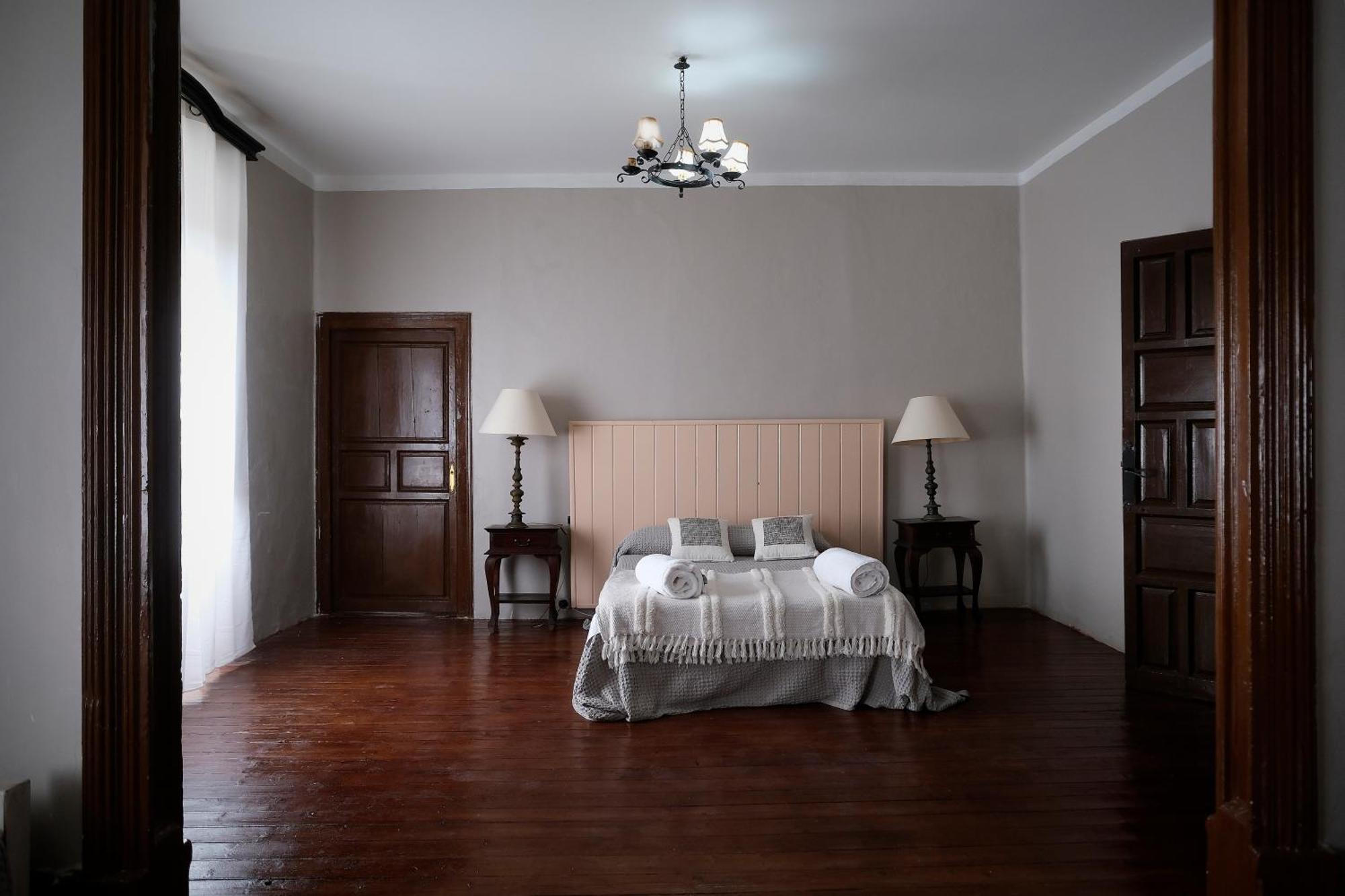Casa Rural Palacio Conde De Aldana Con Piscina Entre Encinares Y Dehesas Terradillos Eksteriør bilde