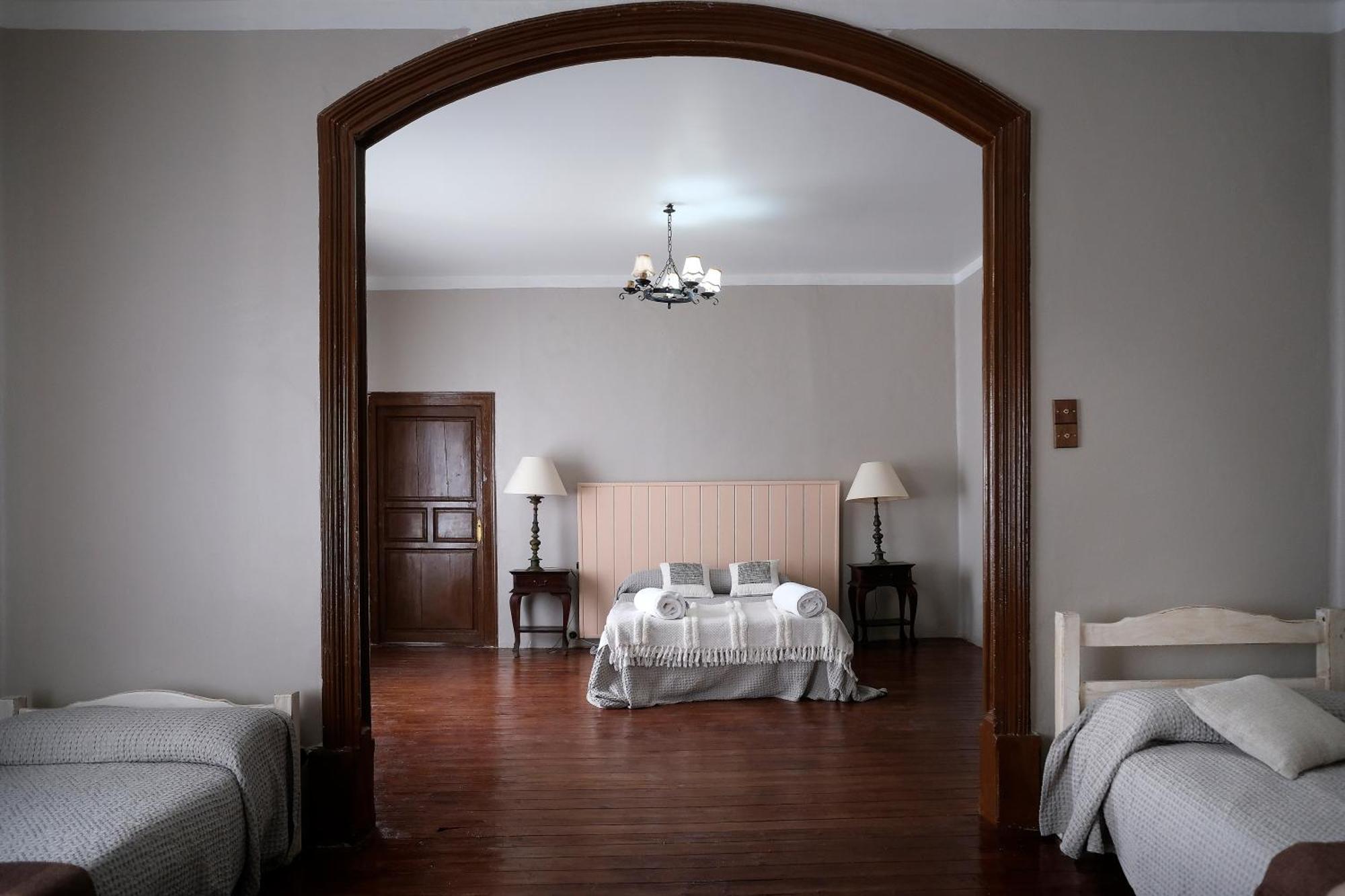Casa Rural Palacio Conde De Aldana Con Piscina Entre Encinares Y Dehesas Terradillos Eksteriør bilde