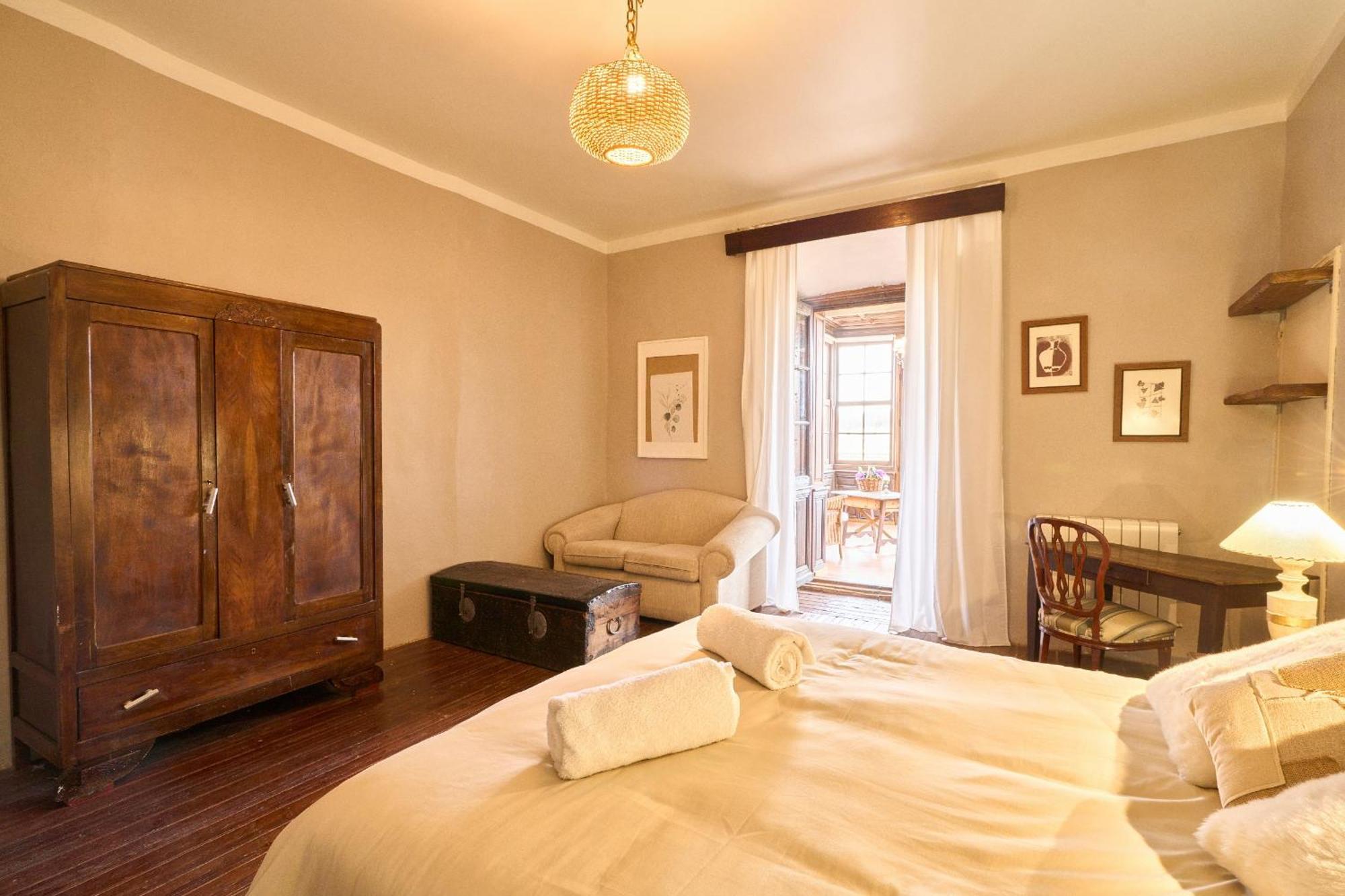 Casa Rural Palacio Conde De Aldana Con Piscina Entre Encinares Y Dehesas Terradillos Eksteriør bilde