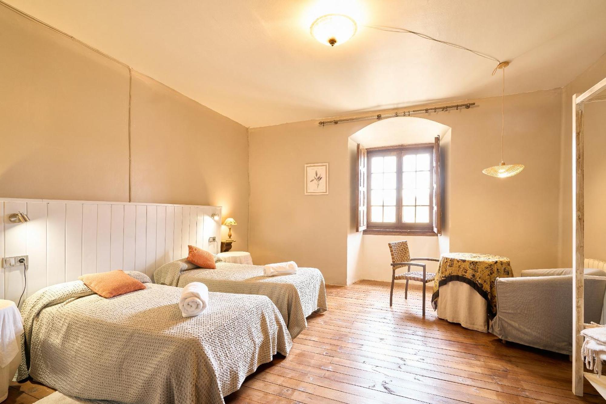 Casa Rural Palacio Conde De Aldana Con Piscina Entre Encinares Y Dehesas Terradillos Eksteriør bilde